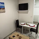 Paisible - Proche Palais Des Sports Et Zenith Apartment